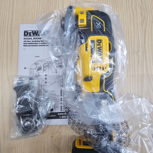 디월트 DCS356 멀티커터 본체만 팝니다.