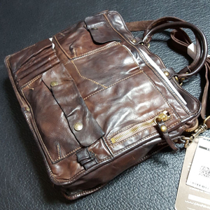 캄포마찌 서류가방(이태리/신품) 70만(택포)