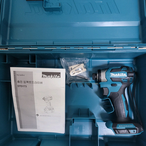 마끼다 DTD173 임팩 드라이버 일본산 본체만 새제품