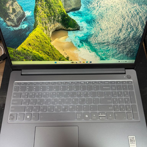 레노버 LOQ 게이밍 노트북 팝니다