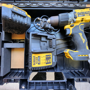 디월트DCD805해머드릴