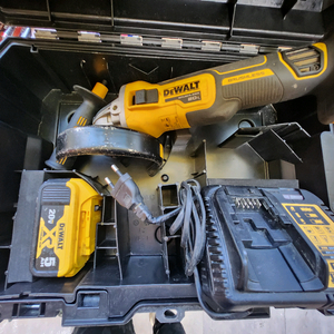 디월트DCG405그라인더