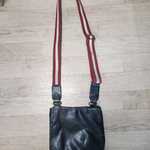 발리 남성 크로스백