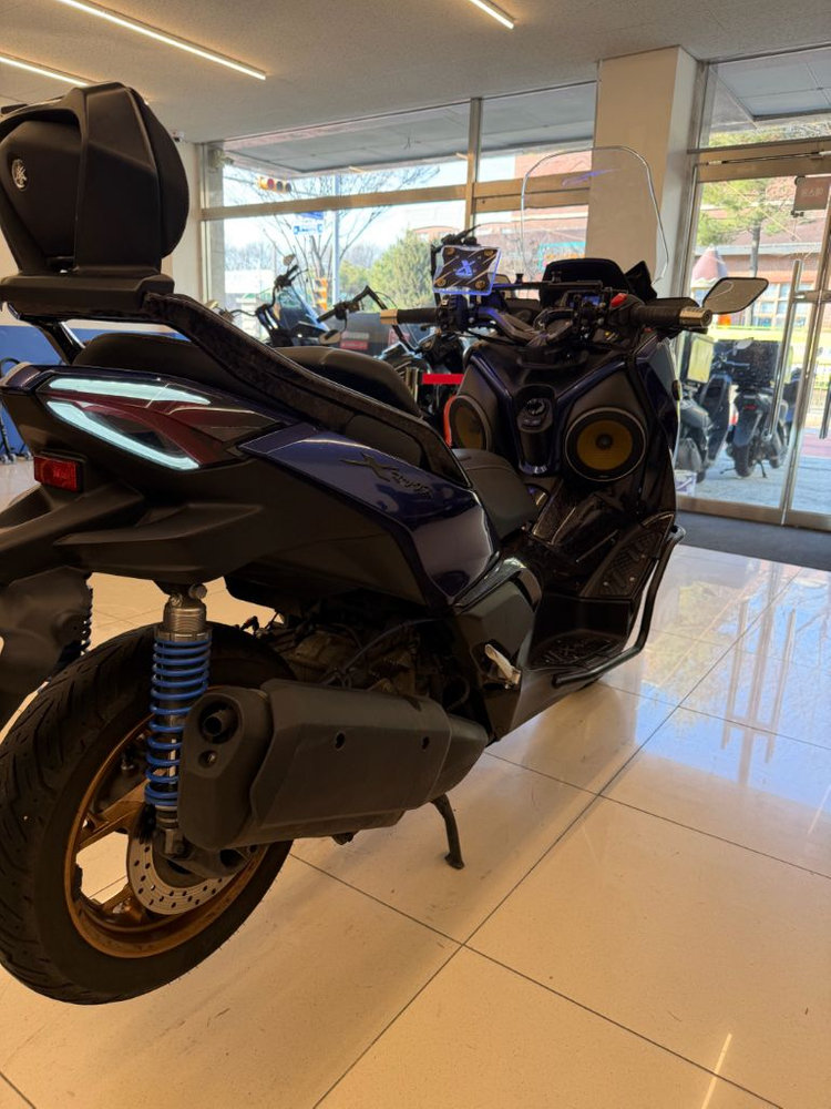 23년식 야마하 Xmax 스피커 랩핑 풀튜닝 이미지