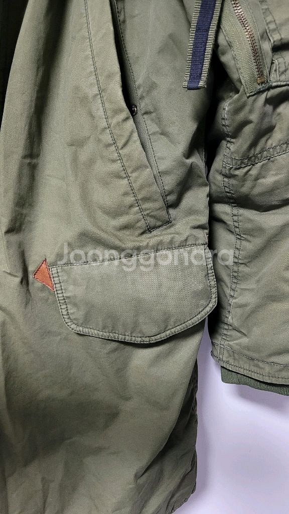 카이아크만 N3B 야상 S사이즈입니다- 올리브 그린 색상입니다- 가볍고 따뜻하게 입을 수 있습니다털 천연모피--6