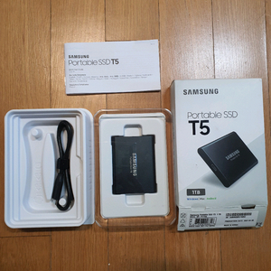 삼성 포터블 SSD T5 1T