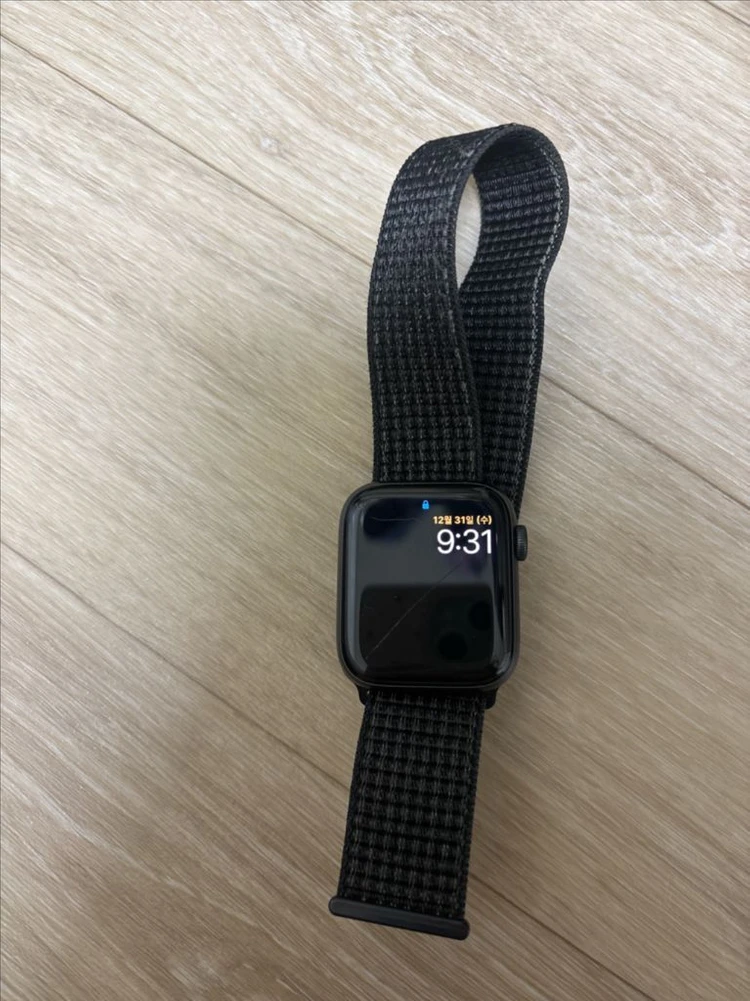 애플워치 SE 44mm 블랙 GPS - 안심되는 중고거래