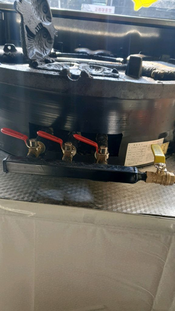 붕어빵 기계 이미지