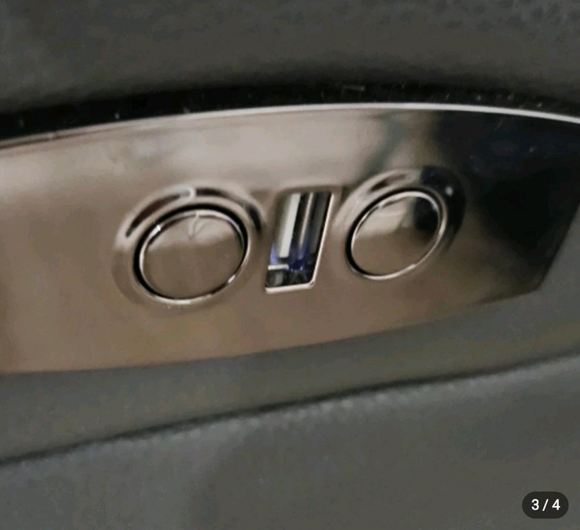 가죽 전동 리클라이너 소파 4인용--3