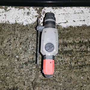 밀워키 로터리 해머드릴 M18-FHP 본체 판매