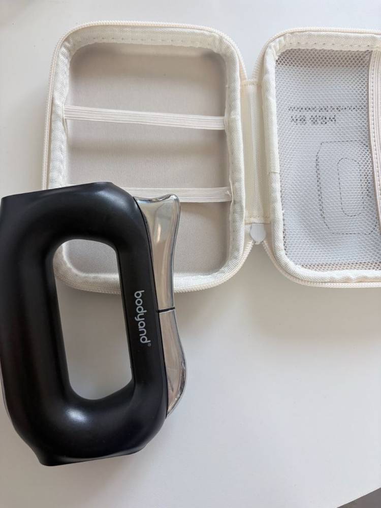 바디앤 온열 EMS 괄사 마사지기--2