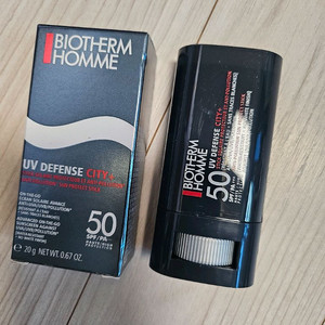 비오템 옴므 UV 디펜스 시티 썬스틱 2개 SPF50 새상품