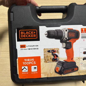 블랙앤데커 20V 무선 충전 해머드릴 EBCD704K