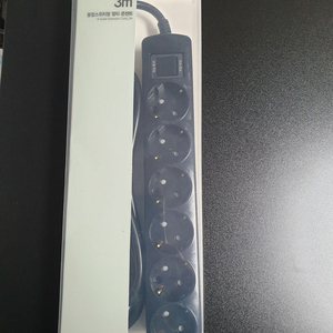 이월드 통합스위치형 멀티콘센트 6구 3M 블랙