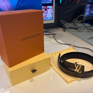루이비통 여성용 벨트