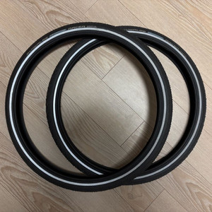 브롬톤 슈발베 마라톤 레이서 16인치 타이어 2개