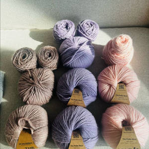 We are knitters -The petite wool- 뜨개실