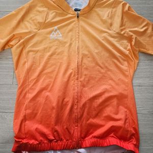 23 설악그란폰도 한정판 져지 팝니다