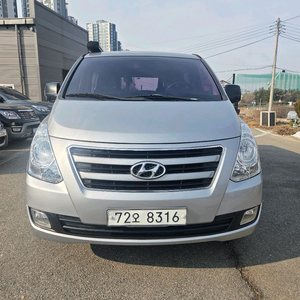 스타랙스캠핑카