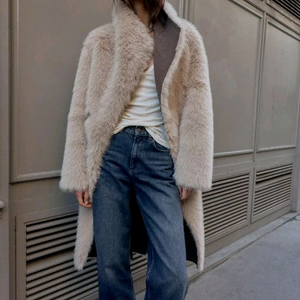 시즌 품절템 리버시블 퍼 코트 가볍고 핏 예쁜 양면 롱무스탕