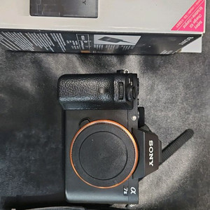 소니 A7 mark2 이미지