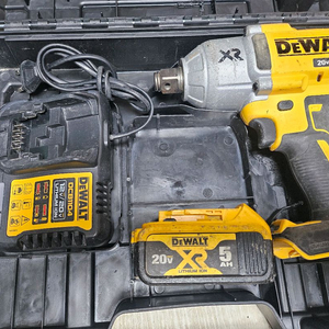 디월트 20V MAX XR 고토크 하이토크 임팩 렌치 세트