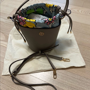 토리버치 버킷백