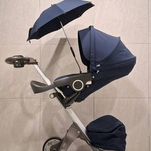 노르웨이산 최고급 명품 럭셔리 디럭스 유모차 스토케. 정품 고급 양산 + 커피컵홀더 + 아기 가방 + 쿠션 무료증정 이미지