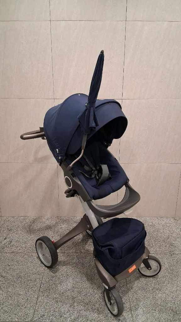 노르웨이산 최고급 명품 럭셔리 디럭스 유모차 스토케. 정품 고급 양산 + 커피컵홀더 + 아기 가방 + 쿠션 무료증정 이미지