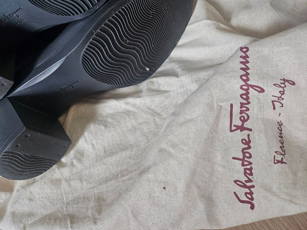 살바토레 페라가모 레인부츠 이미지