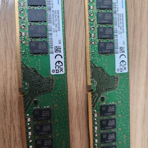 데스크탑 ddr4 램 16g 2개가격입니다 상태긋