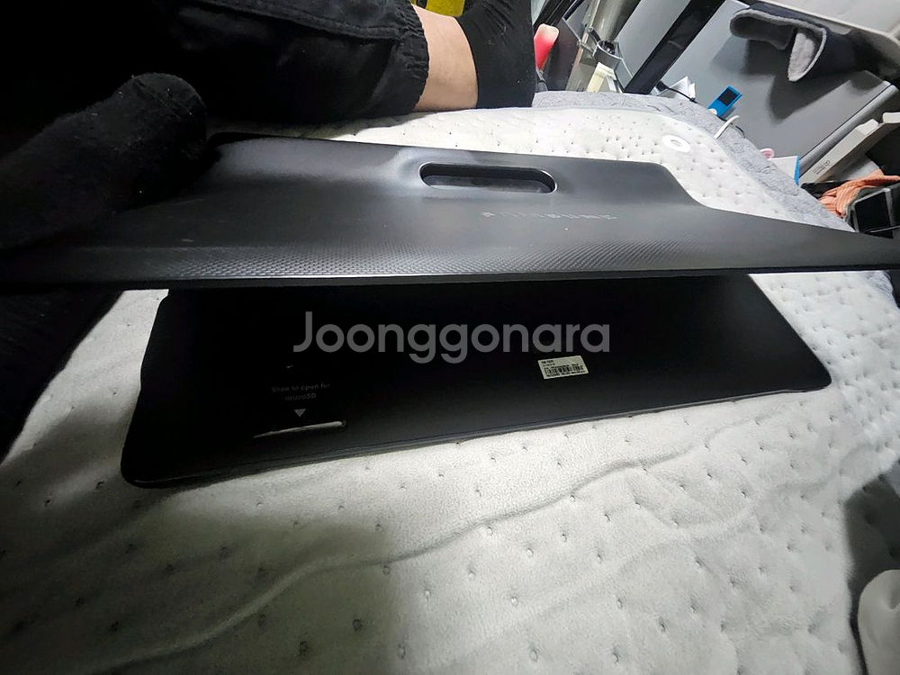 삼성 갤럭시뷰 18.4인치 SM-T670--8