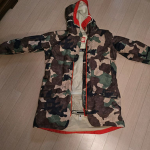 여성 dc , 686 보드복 팝니다. (미듐)