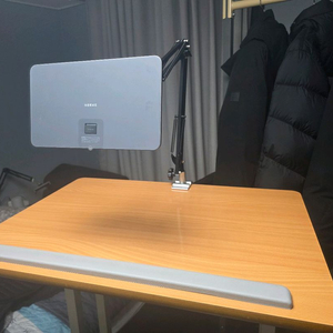 (급처분)니케 아이패드 프로 m4 11인치 책상 거치대