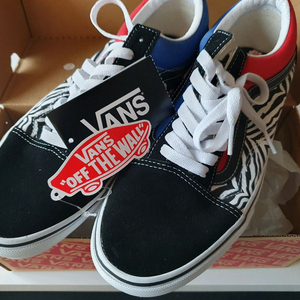 반스 올드스쿨 코리안 타이포그래피 레이싱 레드 블랙(265)