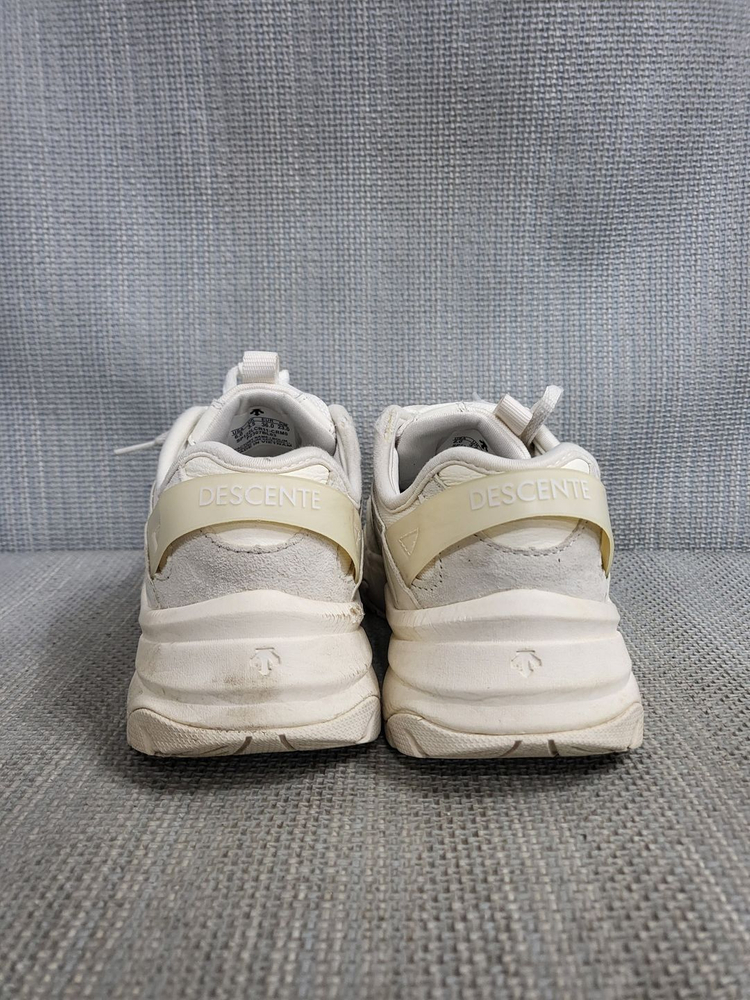 데상트 운동화 230 이미지