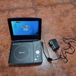 휴대용 DVD 플레이어 7인치 ADP-703CS AVOX