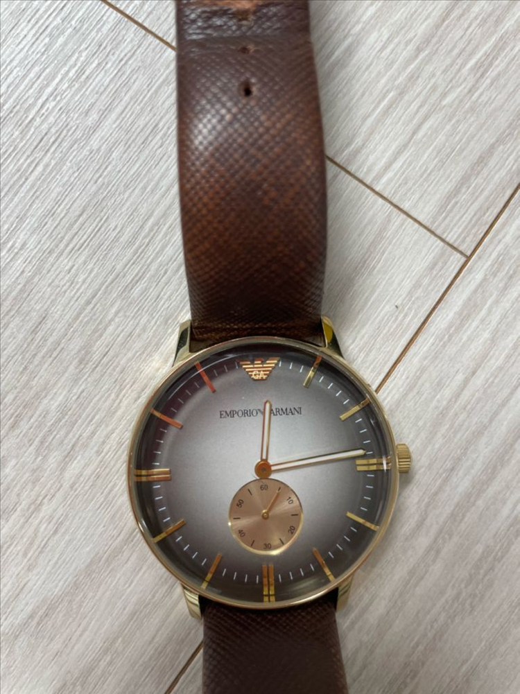 빈티지 라도 가젤, 인빅타 프로다이버 로즈골드, 타이맥스 워켄더, 알마니 시계 판매 이미지