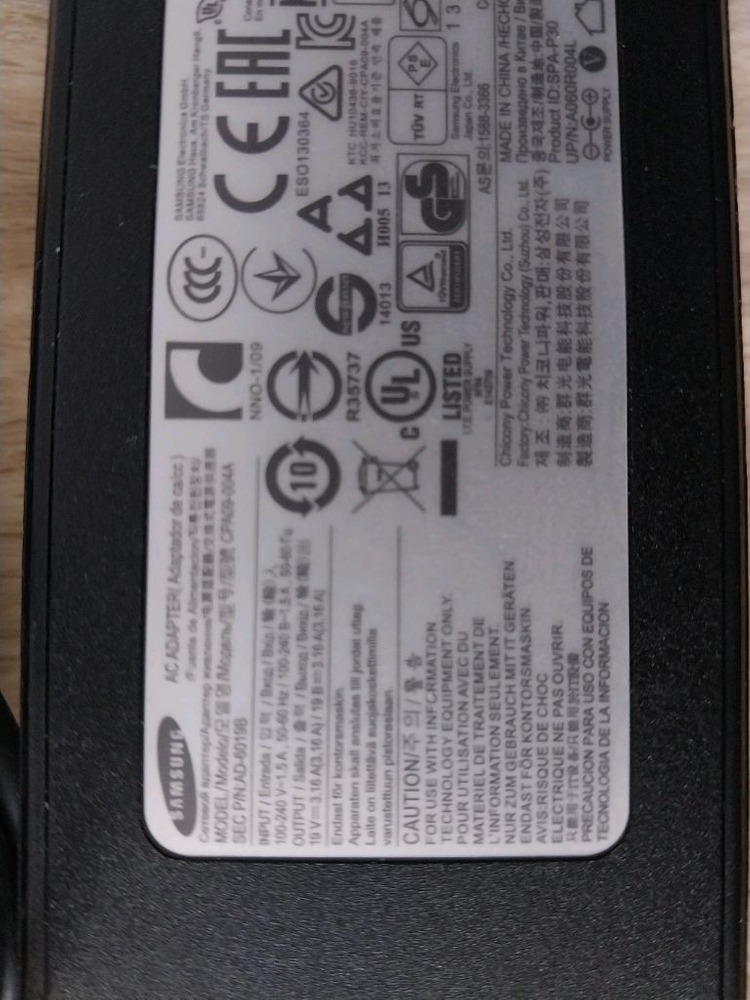 삼성노트북용 어댑터 ad-6019b 3개 개당 1만--2
