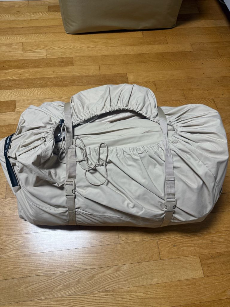 네이처하이크 브라이튼 12.3 판매합니다.--2