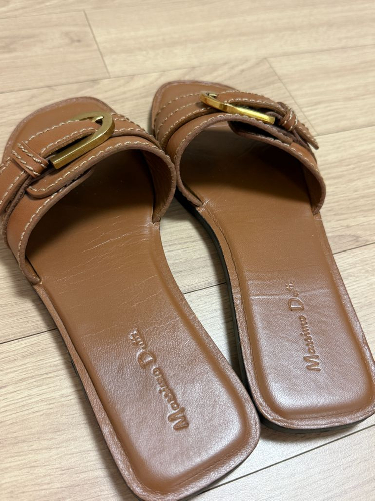 거의새거)마시모두띠 메탈 버클 레더 샌들--2