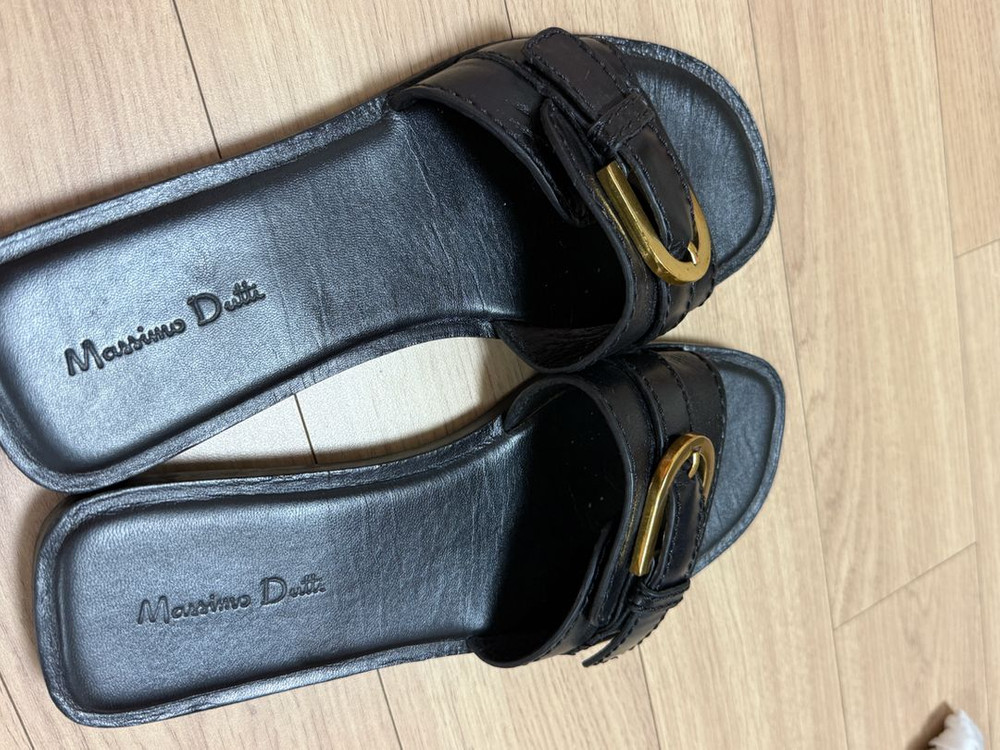 거의새거)마시모두띠 메탈 버클 레더 샌들--5