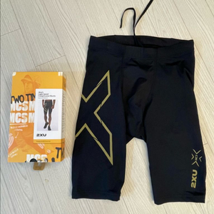 2XU 라이트 스피드 컴프레션 쇼츠 S사이즈 새상품