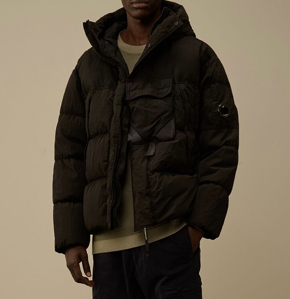 25fw Cp컴퍼니 에코 크롬R 렌즈 와펜 후드 다운 패딩 자켓 블랙100 국내매장판--2