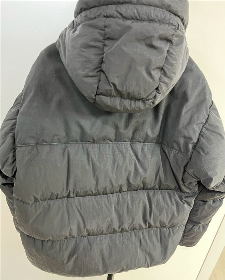 25fw Cp컴퍼니 에코 크롬R 렌즈 와펜 후드 다운 패딩 자켓 블랙100 국내매장판--4