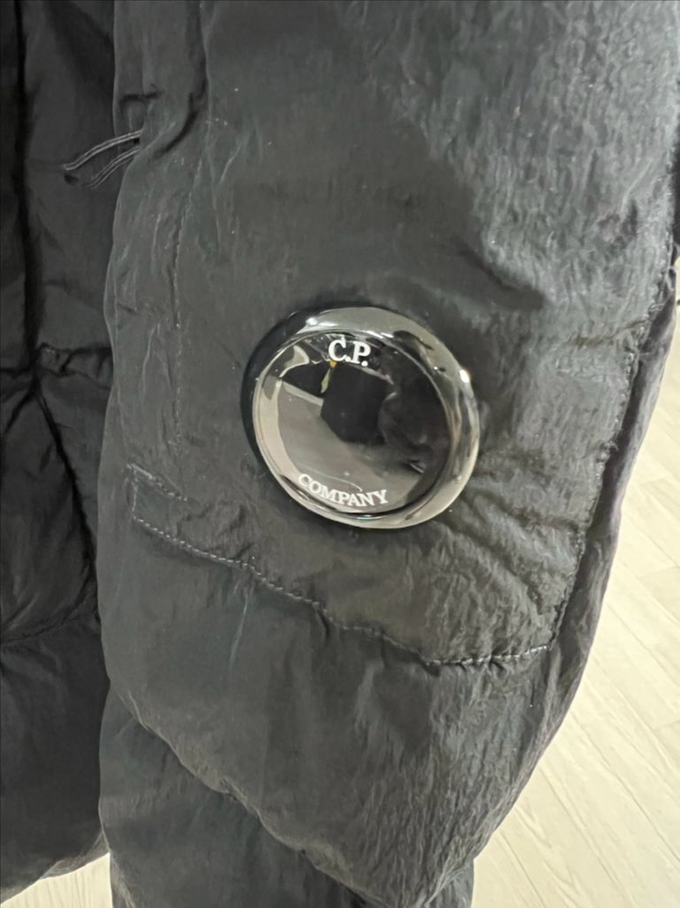 25fw Cp컴퍼니 에코 크롬R 렌즈 와펜 후드 다운 패딩 자켓 블랙100 국내매장판--5