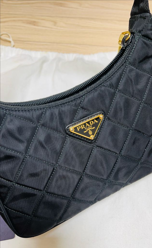 프라다 1NE051 리나일론 퀼팅 호보백--2