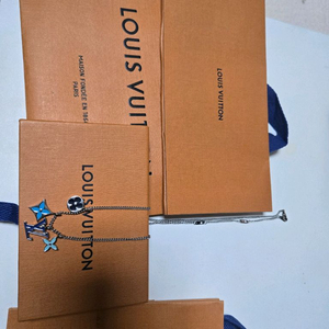 루이비통 팔찌+목걸이 팝니당