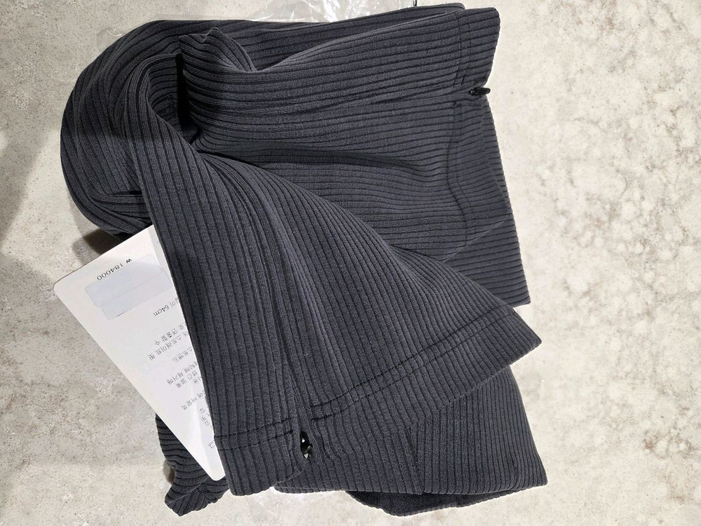 룰루레몬 Ribbed 레깅스 25 사이즈 6 새상품--1