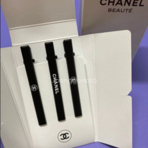 새상품*샤넬뷰티 블랙 집게핀 헤어핀